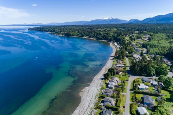 A beach in the Mount Arrowsmith Biosphere.